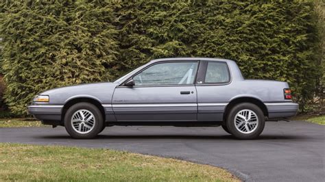 1991 Pontiac Grand am photo