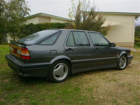 1991 Saab 9000 photo