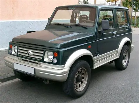 1991 Suzuki Samurai photo