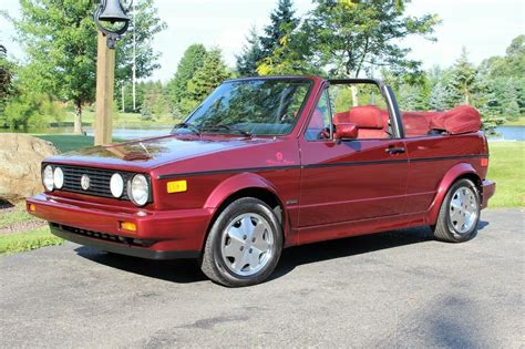 1991 Volkswagen Cabrio photo