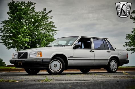 1991 Volvo 740 photo