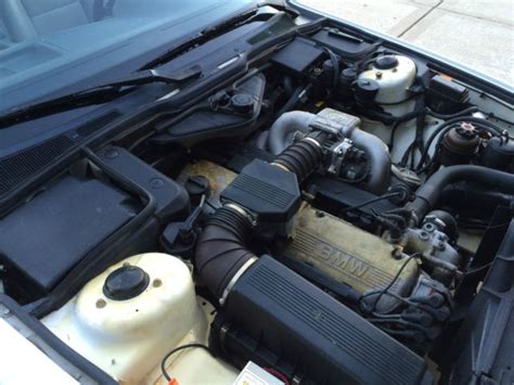 1992 Bmw 735 engine