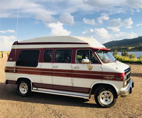 1992 Chevrolet Chevy van g20 photo