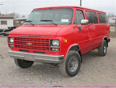 1992 Chevrolet G30 photo