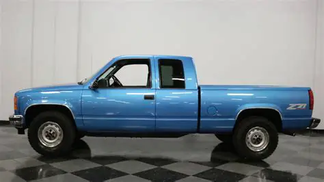 1992 Chevrolet K25 photo