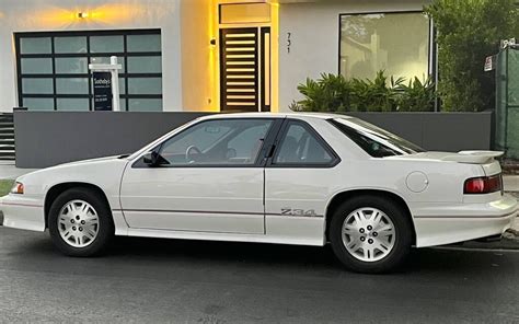 1992 Chevrolet Lumina photo