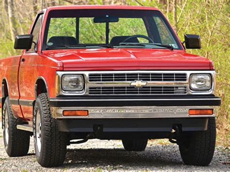 1992 Chevrolet S10 pickup photo