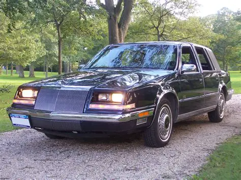 1992 Chrysler Imperial engine