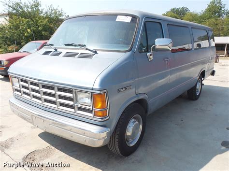 1992 Dodge B350 engine