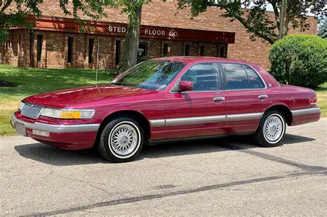 1992 Ford Grand marquis engine