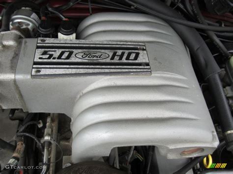 1992 Ford Mustang engine