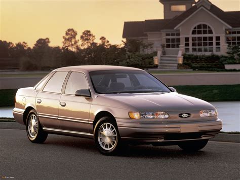 1992 Ford Taurus sho