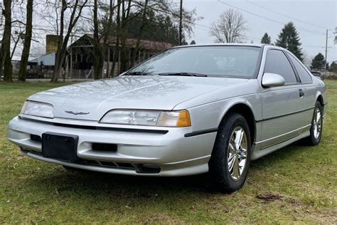 1992 Ford Thunderbird engine