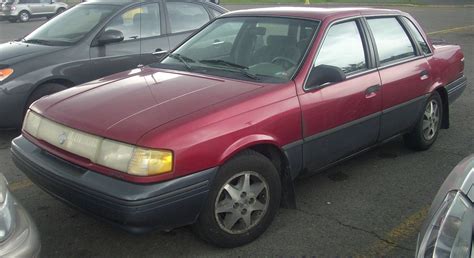 1992 Ford Topaz photo