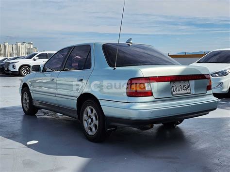 1992 Hyundai Elantra photo