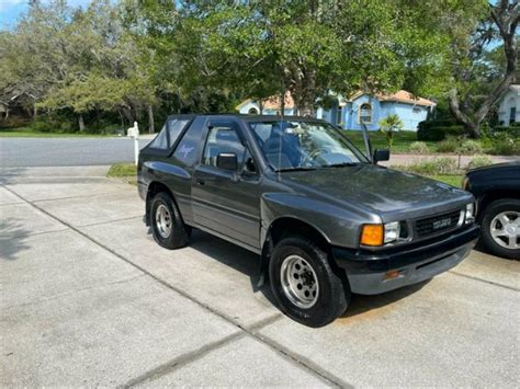 1992 Isuzu Amigo photo