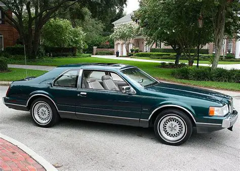 1992 Lincoln Continental engine