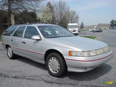 1992 Mercury Sable photo