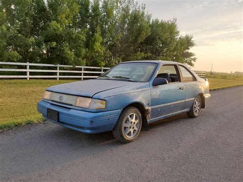 1992 Mercury Topaz photo