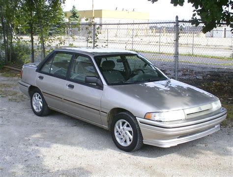 1992 Mercury Tracer photo