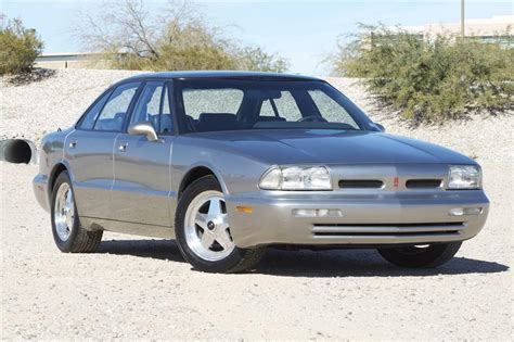 1992 Oldsmobile 88 photo