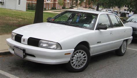 1992 Oldsmobile Achieva photo