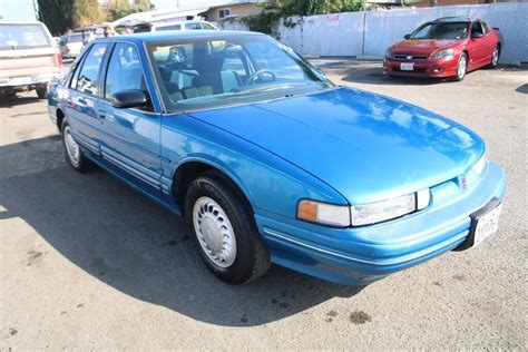 1992 Oldsmobile Cutlass photo