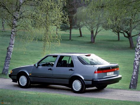 1992 Saab 9000 photo