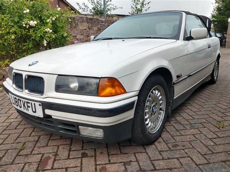 1993 Bmw 325ia photo