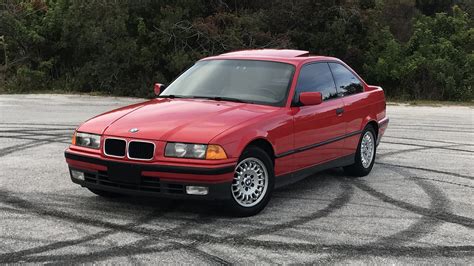 1993 Bmw 325is photo