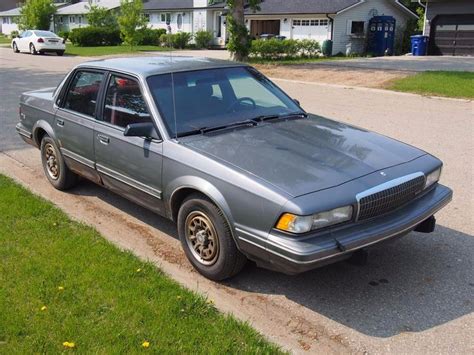 1993 Buick Century photo