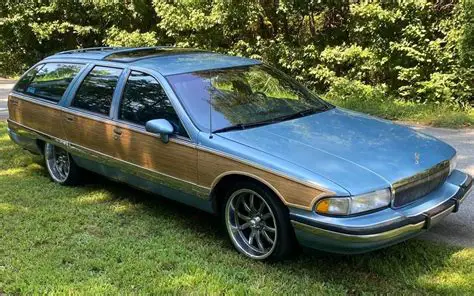 1993 Buick Estate photo