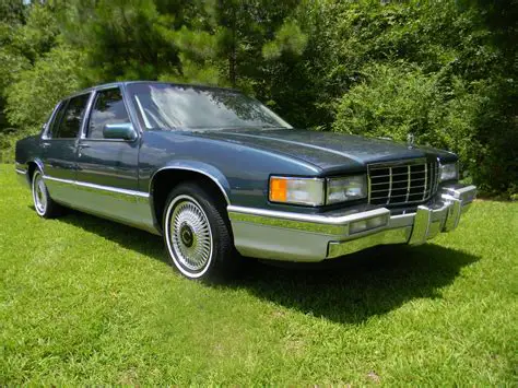 1993 Cadillac Deville photo