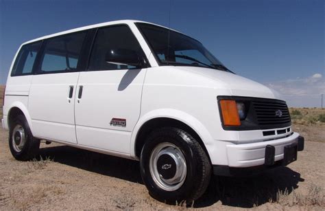 1993 Chevrolet Astro photo