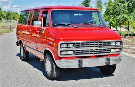 1993 Chevrolet Beauville photo