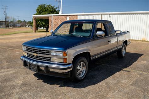 1993 Chevrolet C10 engine