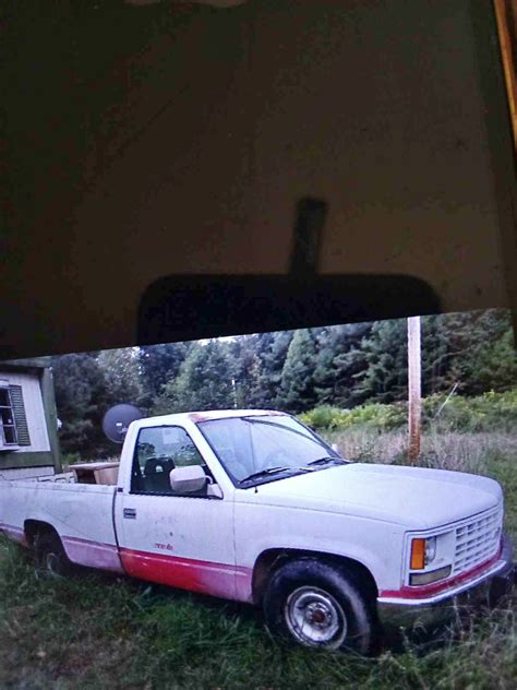 1993 Chevrolet C25 photo