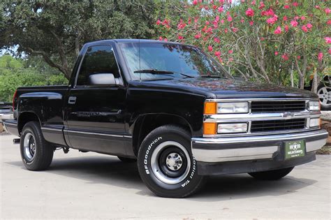 1993 Chevrolet Chevrolet truck photo