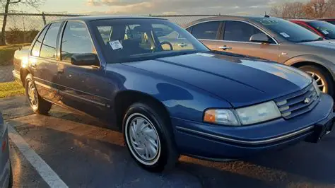 1993 Chevrolet Lumina photo