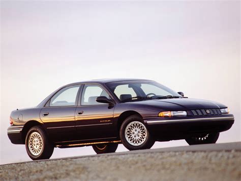 1993 Chrysler Concorde photo