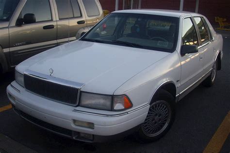 1993 Chrysler Landau engine