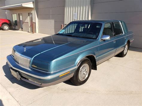 1993 Chrysler New yorker photo