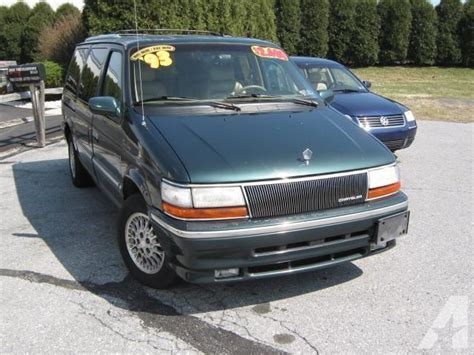 1993 Chrysler Town and country engine