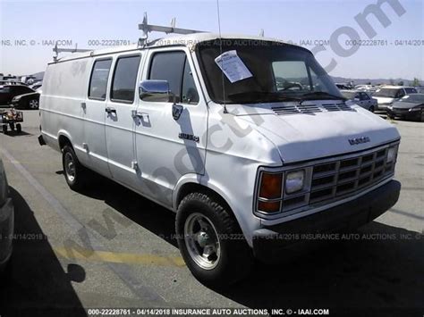 1993 Dodge B350 photo