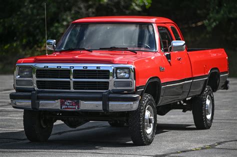 1993 Dodge Ram 2500 engine