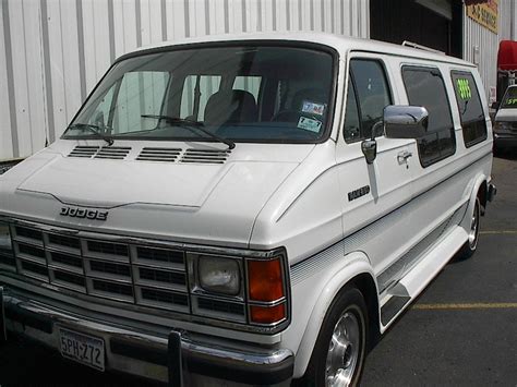 1993 Dodge Ram van