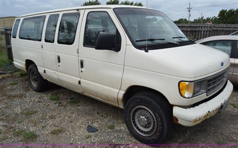 1993 Ford Club wagon engine