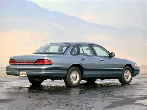 1993 Ford Crown victoria