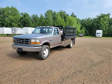 1993 Ford F-450 sd photo