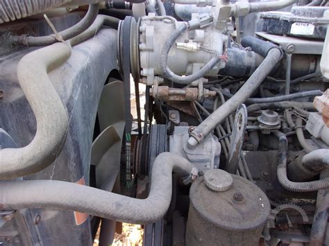 1993 Ford F600 engine